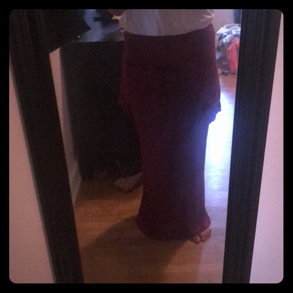 Maroon maxi skirt with tie in front
